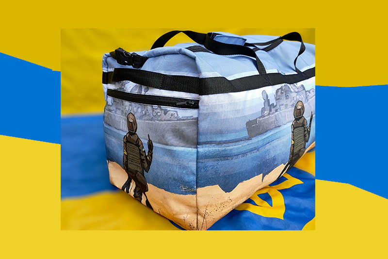 Сумка спортивна Тріп «російський військовий корабель іди нахй» (марка)2