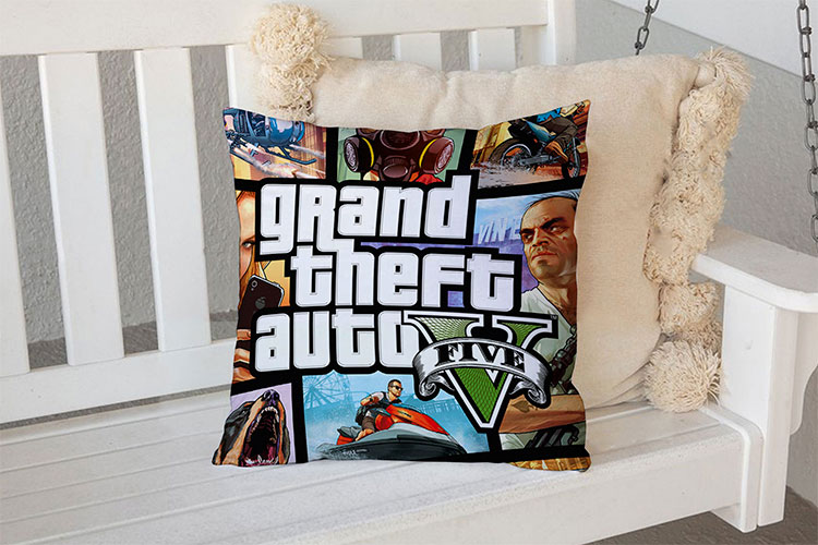 Декоративна подушка «Grand Theft Auto»