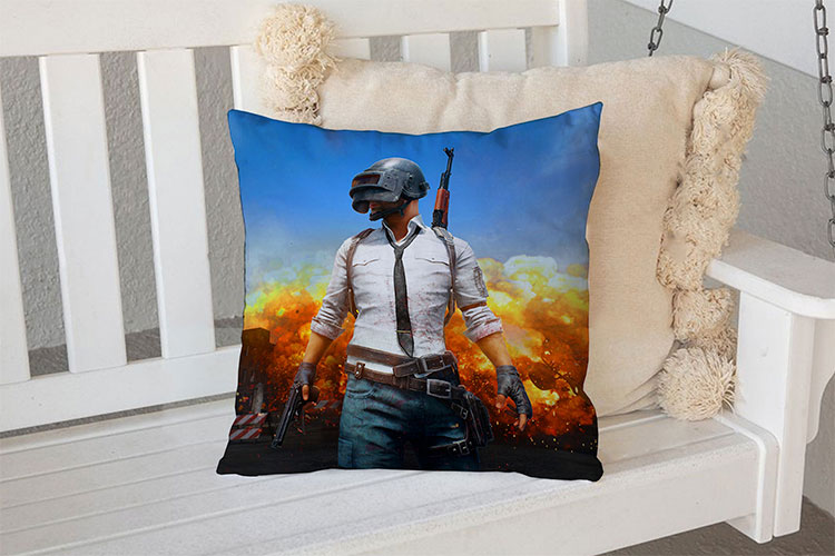 Декоративна подушка «PUBG. Hero»