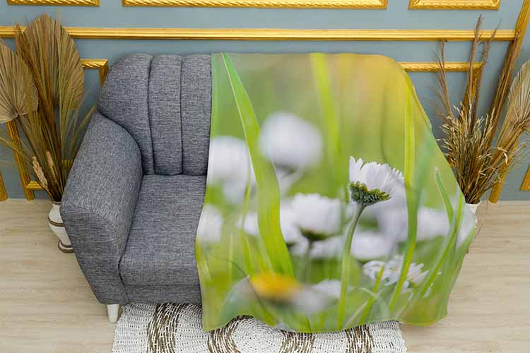 Плед «Маленькі білі квіти. Small white flowers»