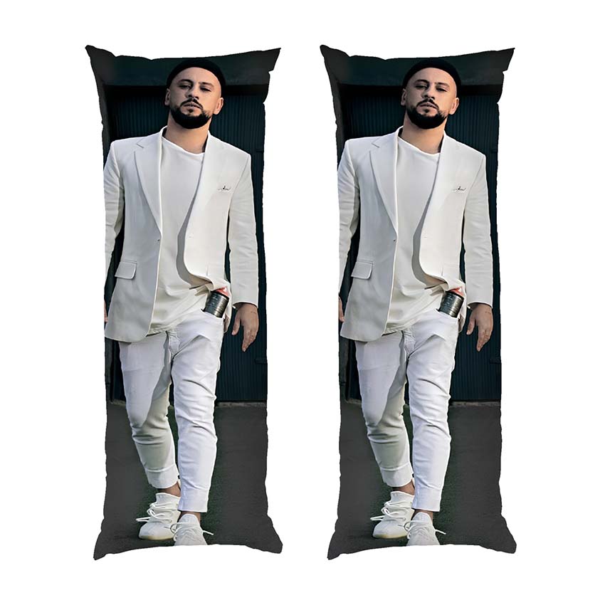 Монатік. Білий костюм. Monatik. White suit