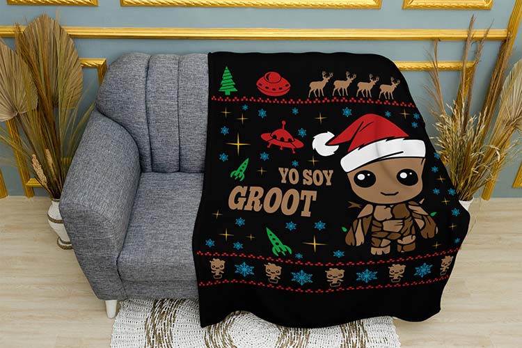 malenkyj-grut.-kosmichne-rizdvo.-little-groot.-space-christmas.jpg