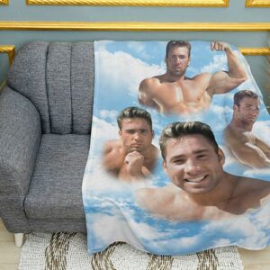 Плед «Біллі Геррінґтон. Хмари сили. Billy Herrington. Clouds of Strength»