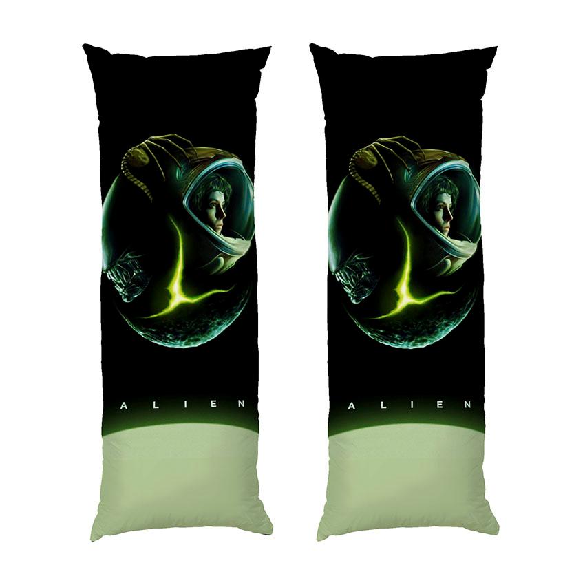 Dakimakura-CHuzhyy.-Moment-Sutychky.-Alien.-Encounter-Moment.jpg